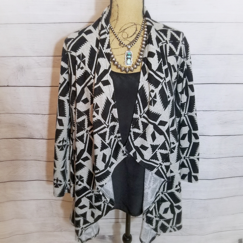 Sugarlips Aztec Cardigan - Picture 2 of 5